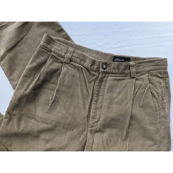 Men's Eddie Bauer Pleated Corduroy Pants Size 34x30 Khaki Cuffed Straight Leg - Picture 2 of 6